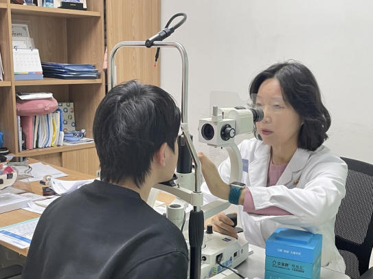 近视不能报的大学专业有哪些？沈阳普瑞提醒家长早准备